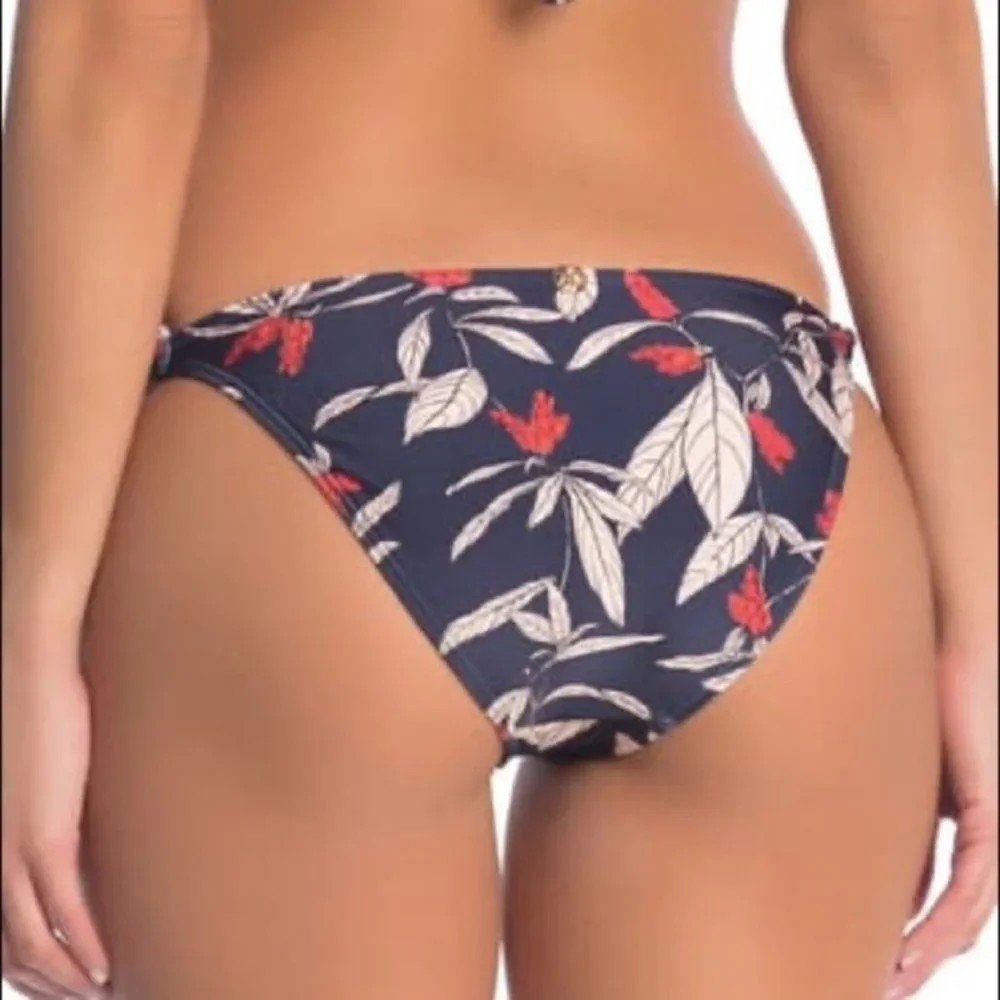 Vix floral leafy